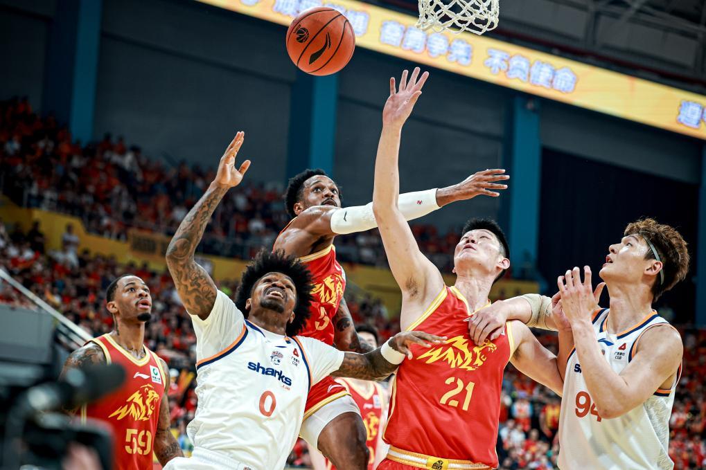 CBA总决赛：广厦主场胜上海 大比分扳成1:3