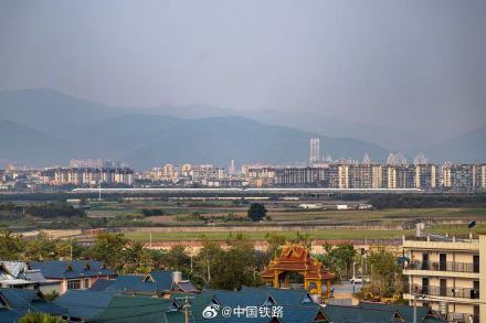 中老铁路累计开行旅客列车突破10万列