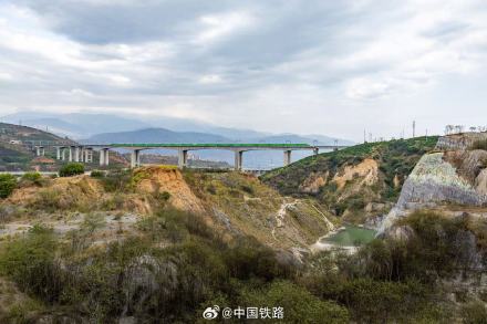 中老铁路累计开行旅客列车突破10万列