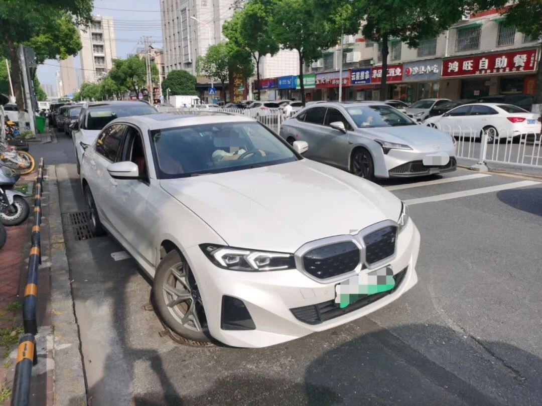做任务就能有“艳遇”？民警街头紧急拦截！