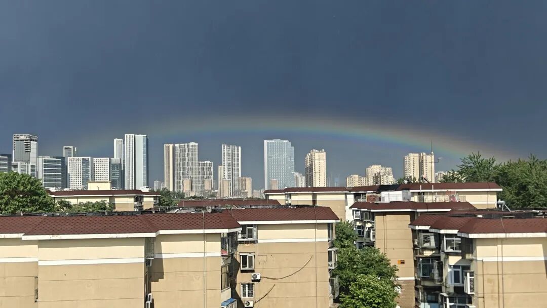 北京通州冰雹后惊现“双彩虹”，你看到了吗？