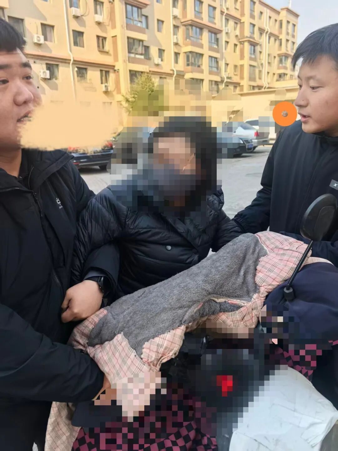 辽宁朝阳摧毁一个涉黄犯罪团伙，21人被抓