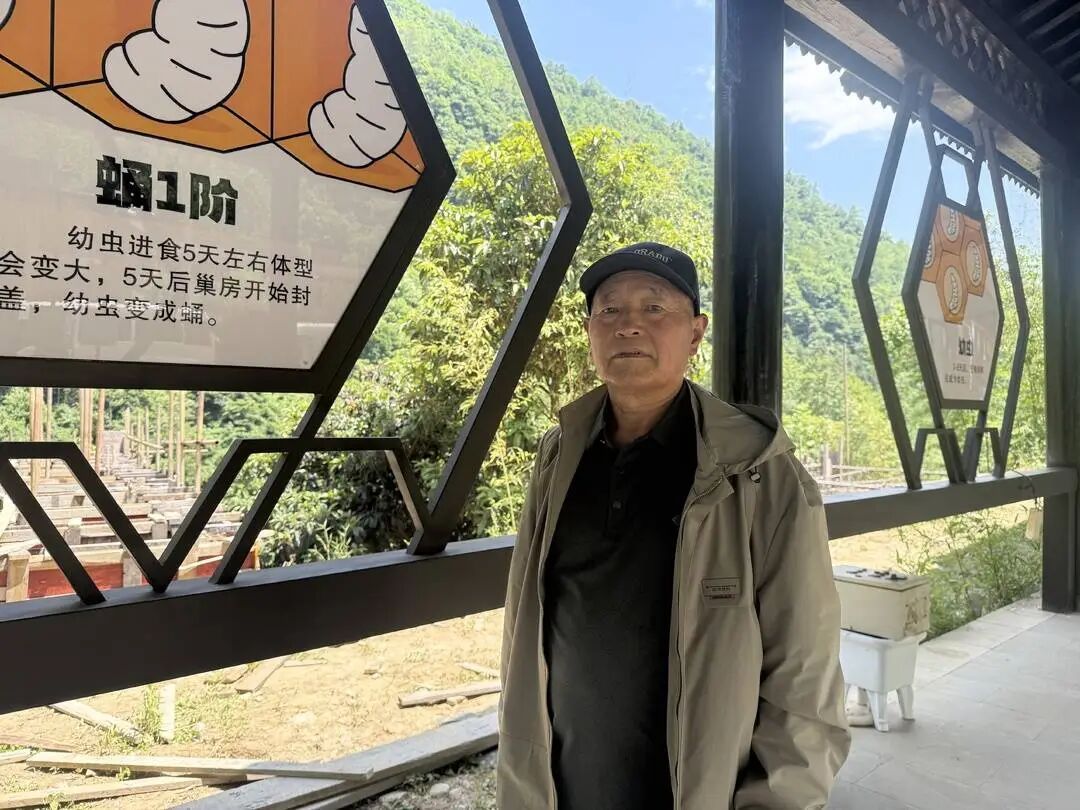 在国家公园，他们怎么和大熊猫做朋友？