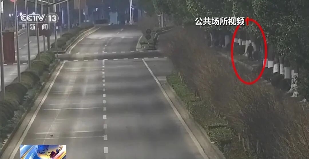 事发上海，男子砸金店偷走百万黄金！此前被辞退后假装上班，炒股亏光十几年积蓄