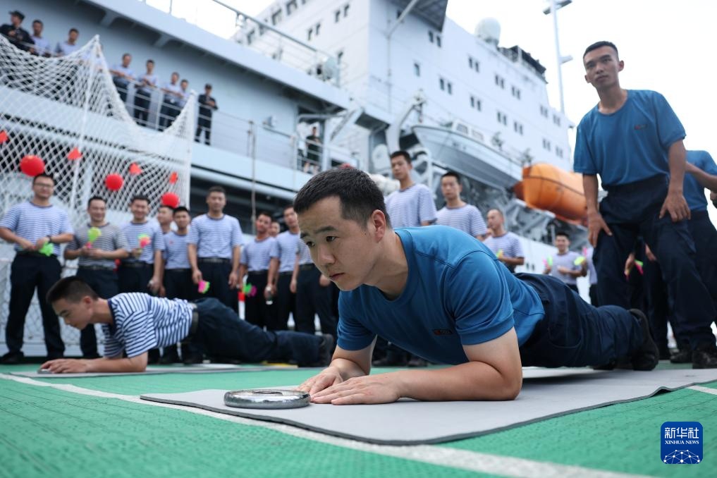 南海影像日志丨南海上的甲板运动会