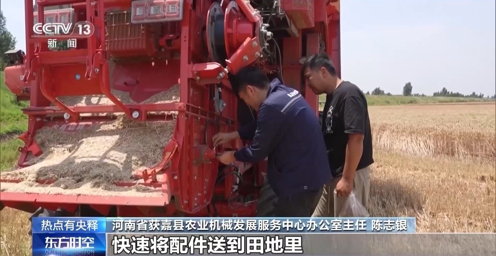 河南麦收关键期遇降雨 收割机够用吗？