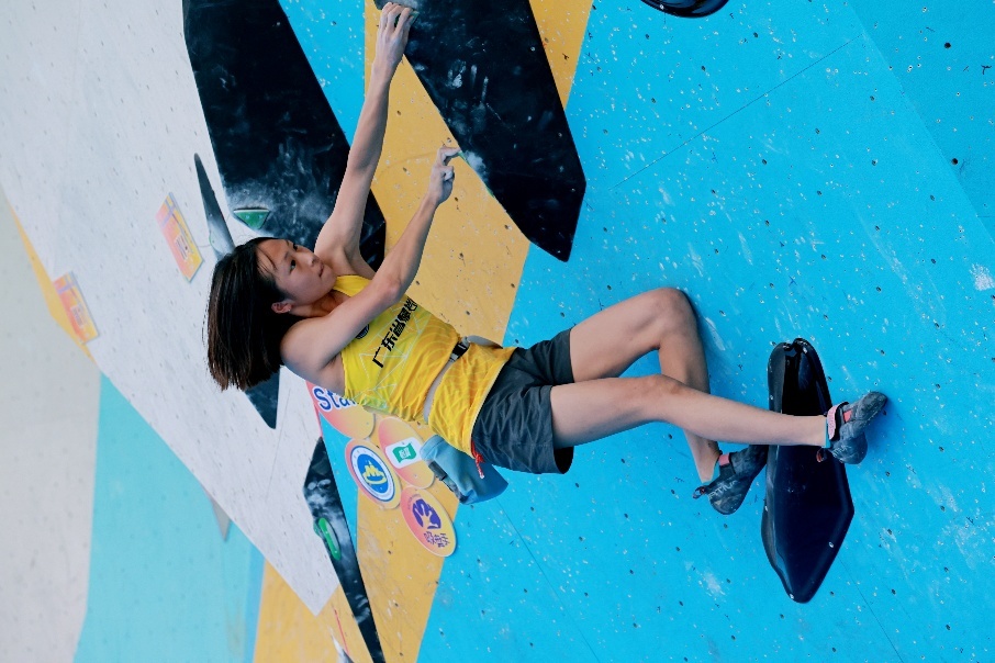 全国攀岩冠军赛多名“10后”选手摘金