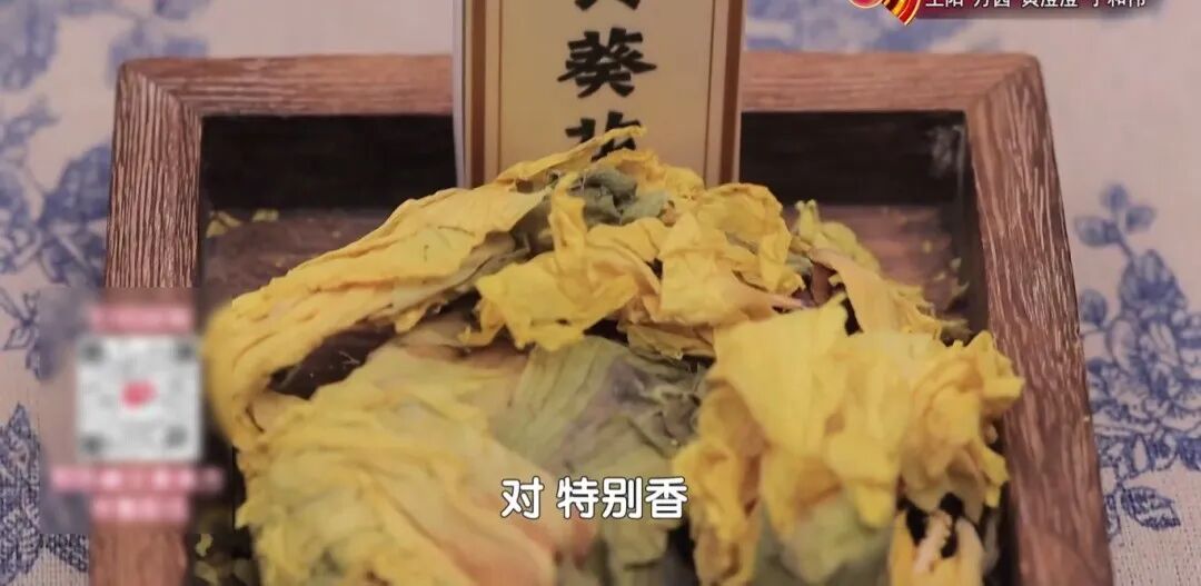 手上1个表现，你的血糖可能“失控”，两个“通络开关”掐一掐，手脚不麻、全身舒畅