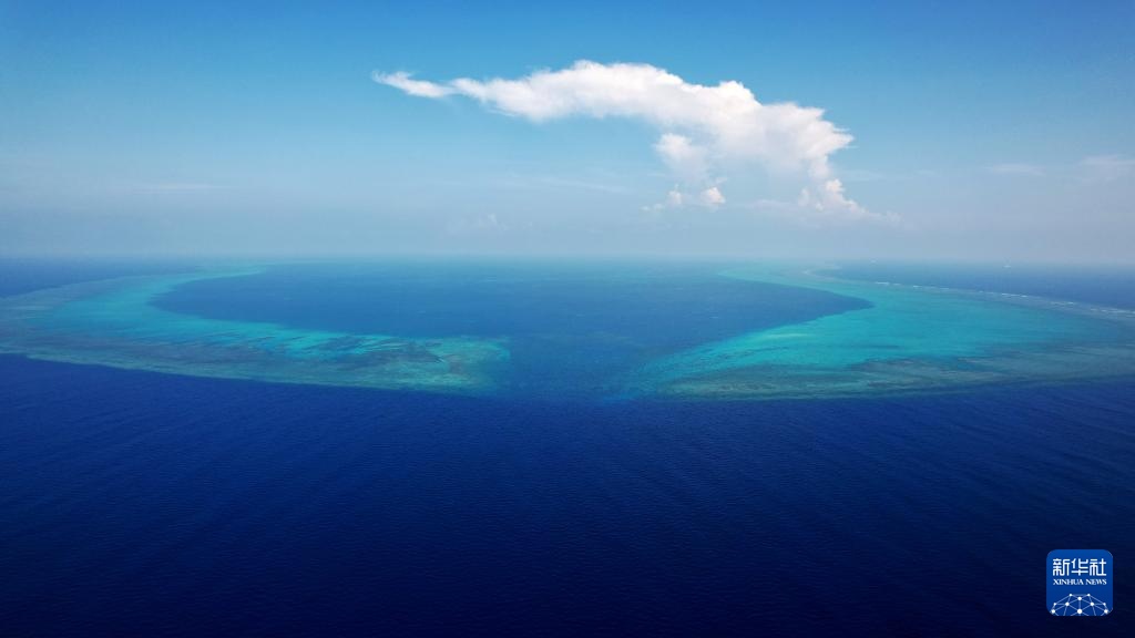 逐浪南海守蔚蓝