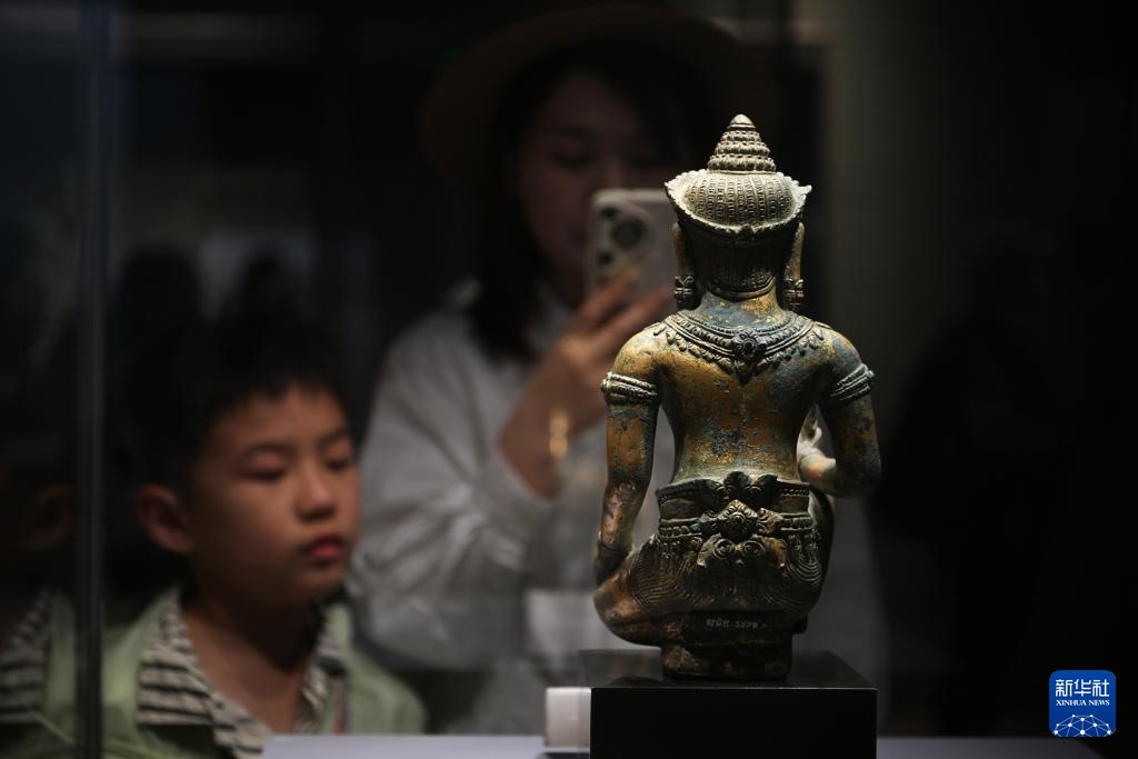 吴哥千年瑰宝亮相山西博物院