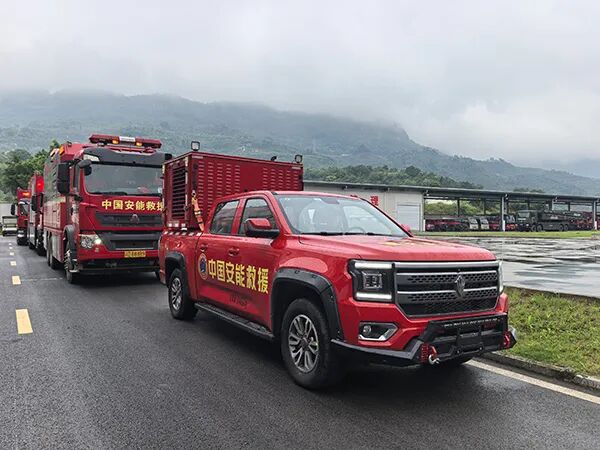 重庆合川暴雨致多街镇内涝：当地正救援，高考考点暂未受影响