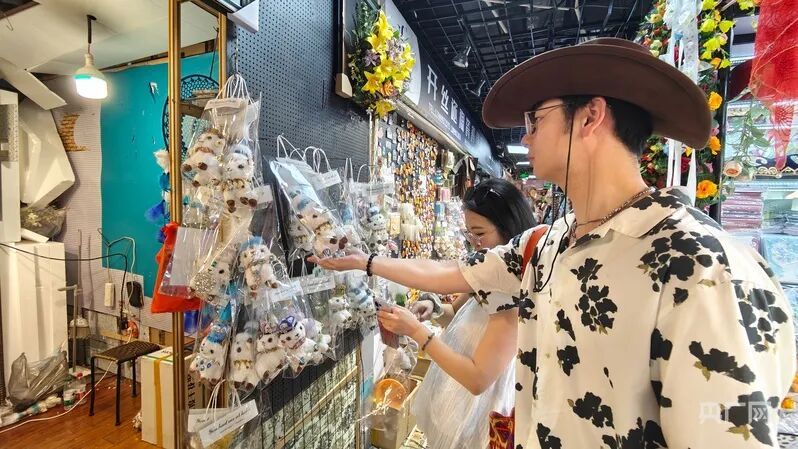 人人“上头”的新疆小羊,为啥这么红? 人人“上头”的新疆小羊,为啥这么红?