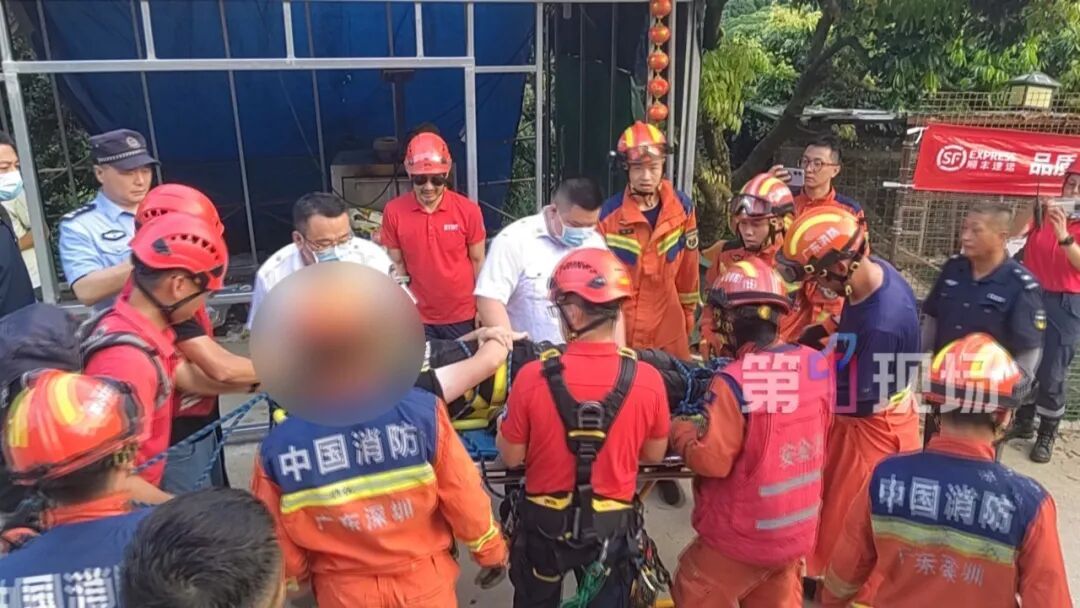 数十米高悬崖失足坠下,男子刚好被树杈接住!别再拿命爬野山! 数十米高悬崖失足坠下,男子刚好被树杈接住!别再拿命爬野山!