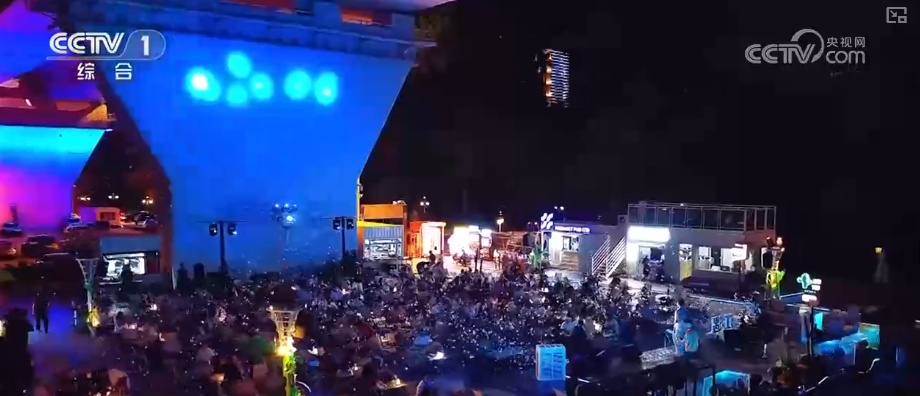 “边角空间”变身城市“金角银边” “新”风景释放“新”需求催热“新”消费