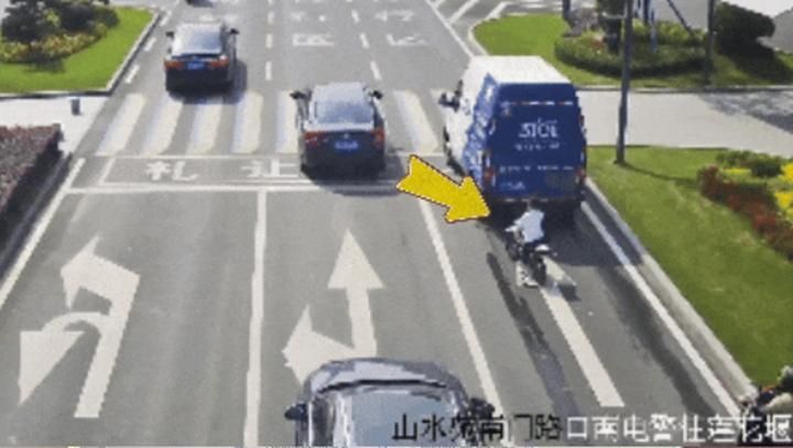 “迷你摩托”走红,安全谁来守护 “迷你摩托”走红,安全谁来守护