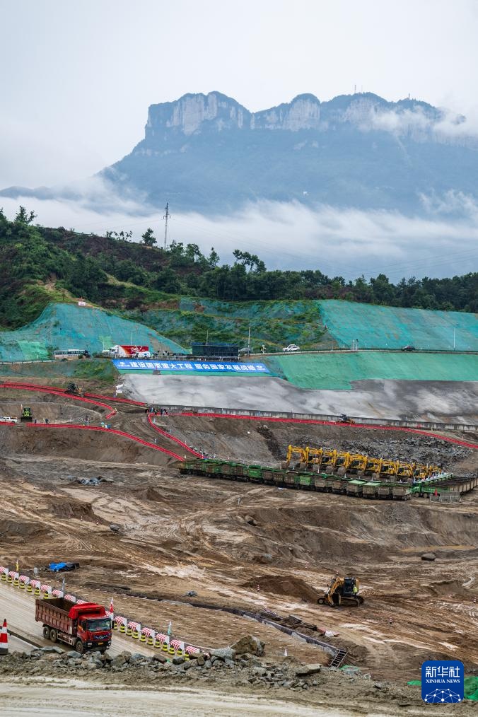 “十五五”首个国家重大工程开工 三峡枢纽将迎新通道