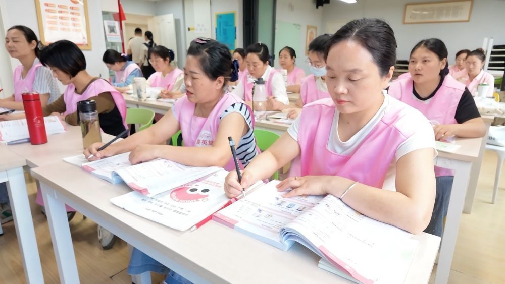 服务提质、培训赋能,多措并举拓宽就业渠道 服务提质、培训赋能,多措并举拓宽就业渠道