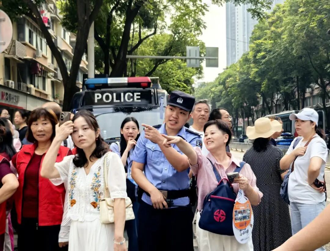 刚上任的98后法治副校长:在家门口护考,心里有底 刚上任的98后法治副校长:在家门口护考,心里有底