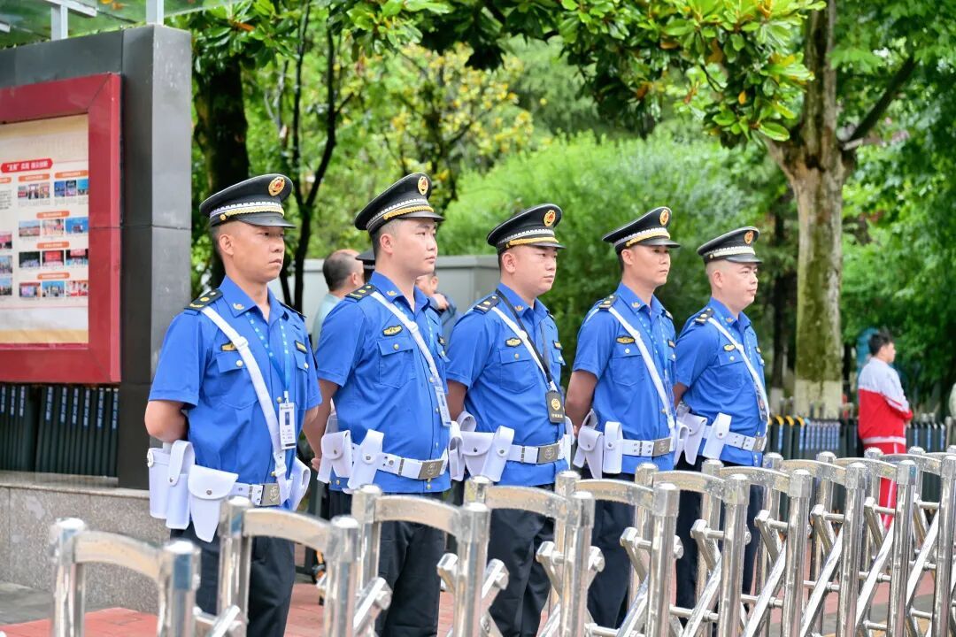 贵阳贵安全方位护航三万余名考生参加高考