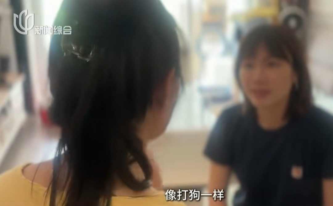 臭到令人作呕!母女租120m²房子养十几只流浪狗,房东崩溃:几百万的房被糟蹋了…… 臭到令人作呕!母女租120m²房子养十几只流浪狗,房东崩溃:几百万的房被糟蹋了……
