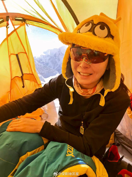 深圳“不靠谱”女青年，48小时连登两座8500米雪山，掉进冰缝：不慌，我腿长