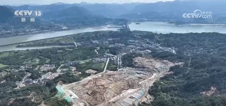 各地重大工程、项目建设刷新“进度条” “硬核”实力支撑经济高质量发展底气 各地重大工程、项目建设刷新“进度条” “硬核”实力支撑经济高质量发展底气