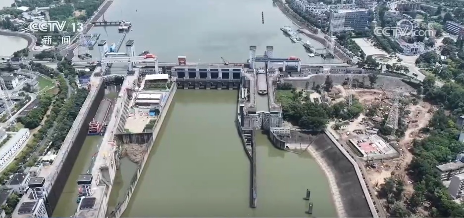 各地重大工程、项目建设刷新“进度条” “硬核”实力支撑经济高质量发展底气 各地重大工程、项目建设刷新“进度条” “硬核”实力支撑经济高质量发展底气
