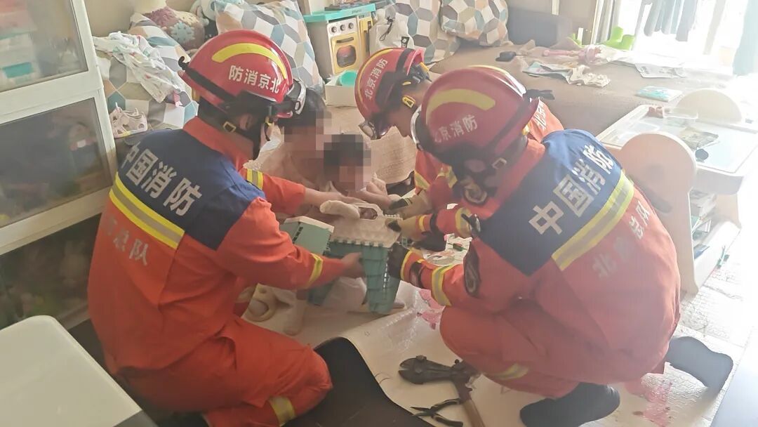 北京已发生多起!消防提醒:小心家庭里的“隐形陷阱”→ 北京已发生多起!消防提醒:小心家庭里的“隐形陷阱”→