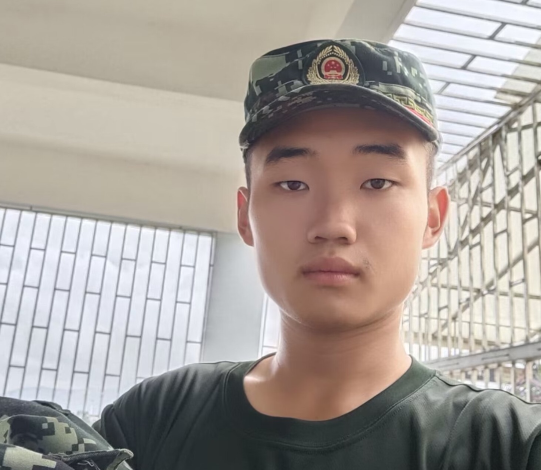 退役复学后,全专业只剩一个人……网友:你不来,老师都没法上课! 退役复学后,全专业只剩一个人……网友:你不来,老师都没法上课!