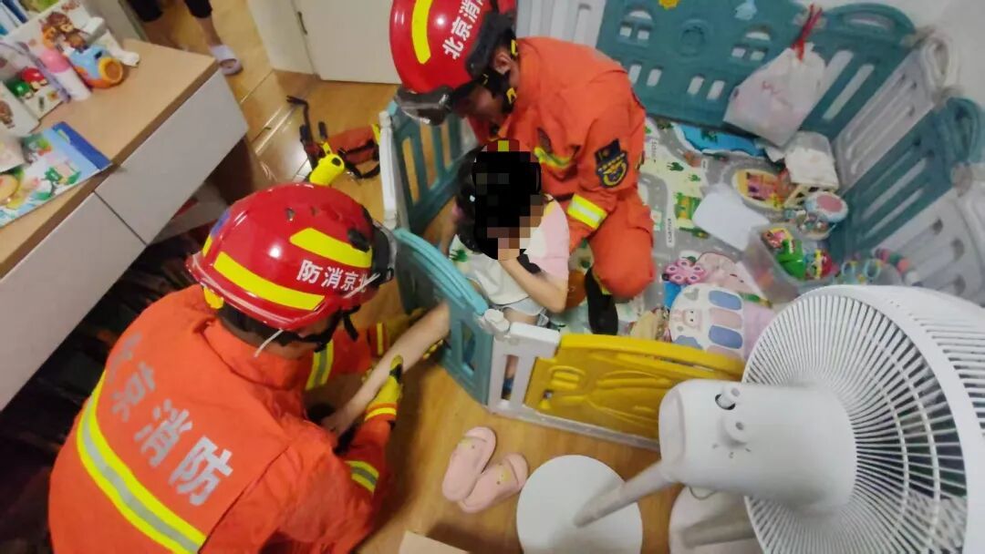 北京已发生多起!消防提醒:小心家庭里的“隐形陷阱”→ 北京已发生多起!消防提醒:小心家庭里的“隐形陷阱”→