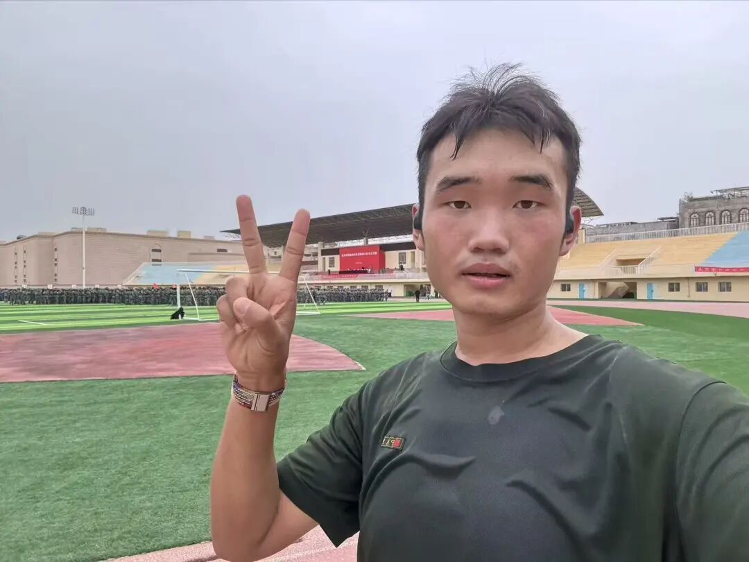 退役复学后,全专业只剩一个人……网友:你不来,老师都没法上课! 退役复学后,全专业只剩一个人……网友:你不来,老师都没法上课!
