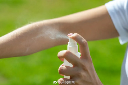 5岁孩子吸入防晒喷雾变白肺 5岁孩子吸入防晒喷雾变白肺