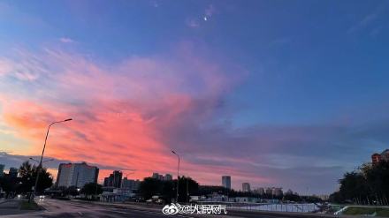 北京粉紫色朝霞浪漫上线