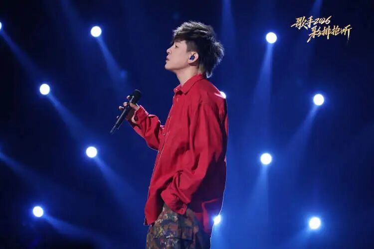 胡彦斌:上《歌手2026》好像在“高考”,新专辑《生死未定》月底上线 胡彦斌:上《歌手2026》好像在“高考”,新专辑《生死未定》月底上线