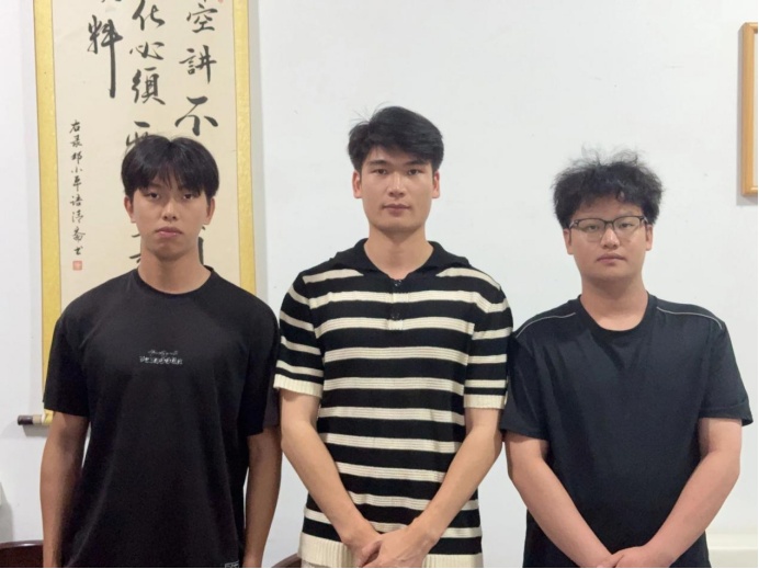 江西一高校老师连闯2次红灯,交警:免罚 江西一高校老师连闯2次红灯,交警:免罚