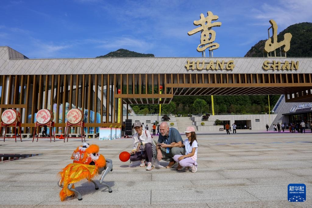黄山风景区东大门正式开放 黄山风景区东大门正式开放