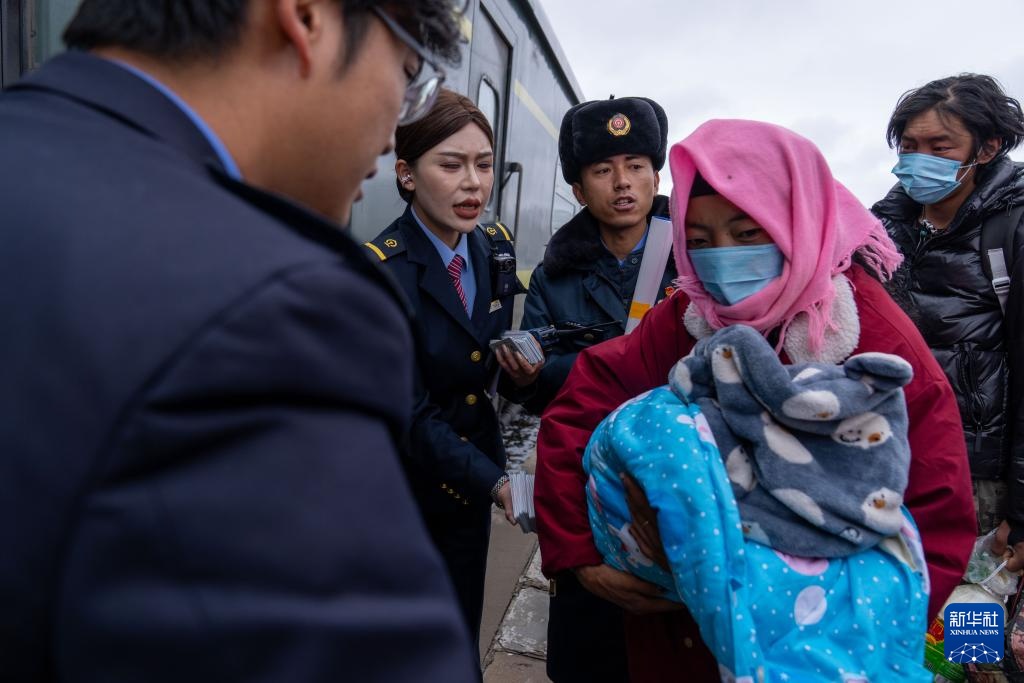 探访世界海拔最高旅客乘降所 探访世界海拔最高旅客乘降所