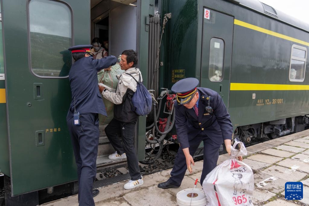 探访世界海拔最高旅客乘降所 探访世界海拔最高旅客乘降所