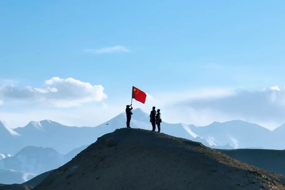 “爸爸,你的手什么时候才能好呀?”听到这话,他几度哽咽失语 “爸爸,你的手什么时候才能好呀?”听到这话,他几度哽咽失语