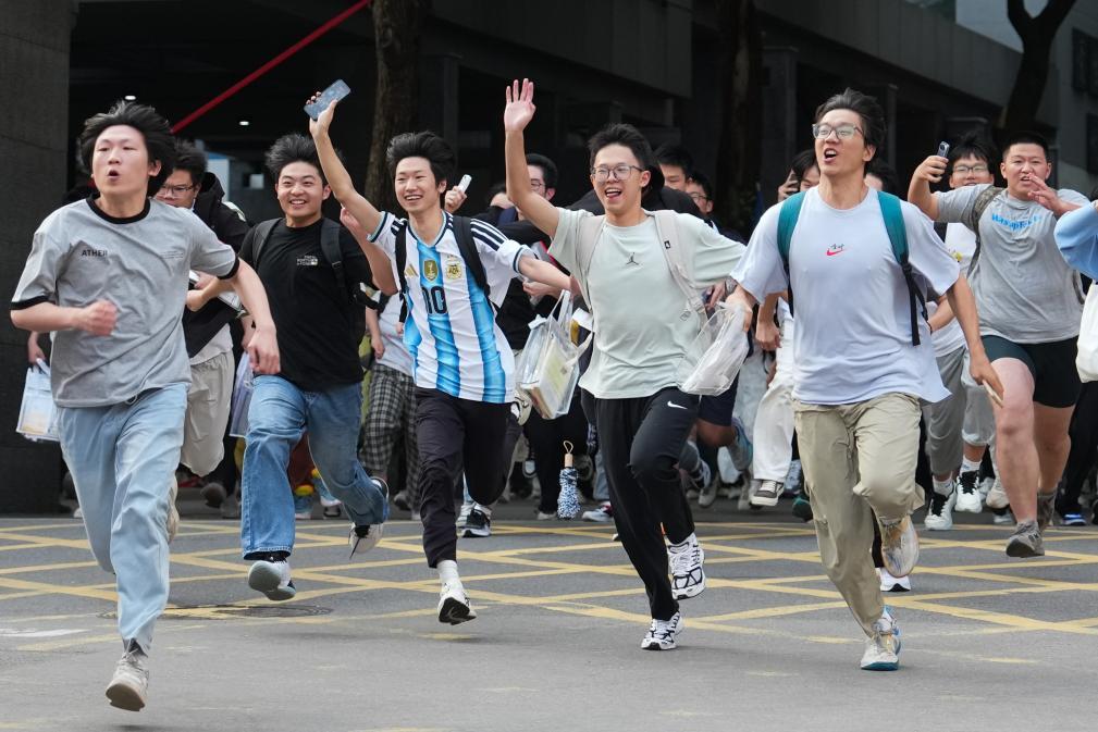 2026年高考落幕 青春奔赴下一程