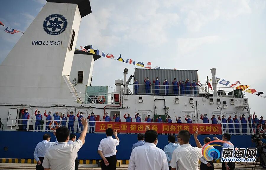 全球已知最深鲸类“大墓地”，被扎根三亚的他们发现！