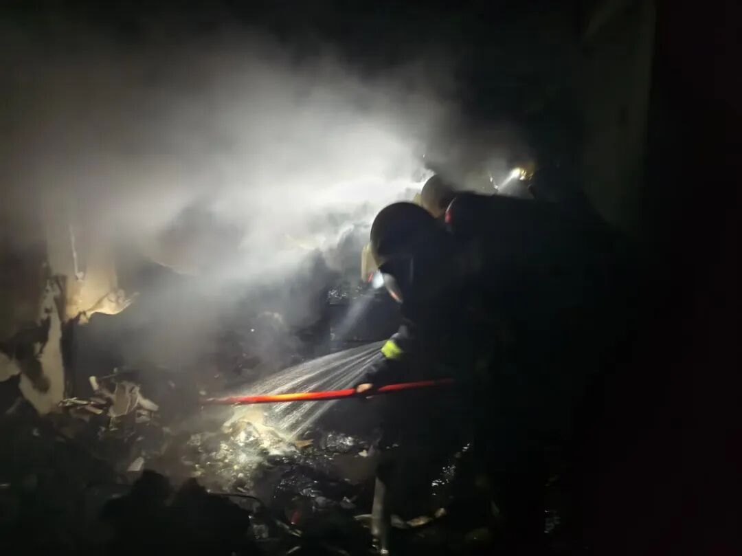 深夜充电宝自燃引火灾 朝阳消防提醒：杜绝卧床充电隐患