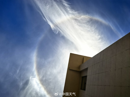宁夏吴忠日晕如天空巨眼 宁夏吴忠日晕如天空巨眼