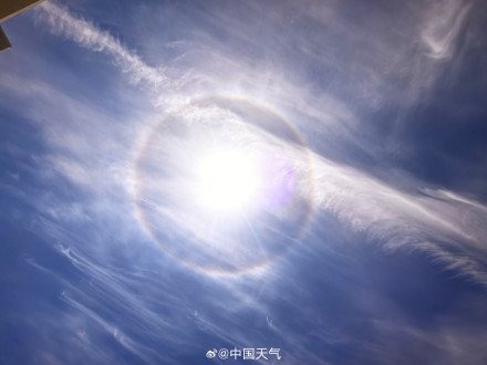 宁夏吴忠日晕如天空巨眼 宁夏吴忠日晕如天空巨眼