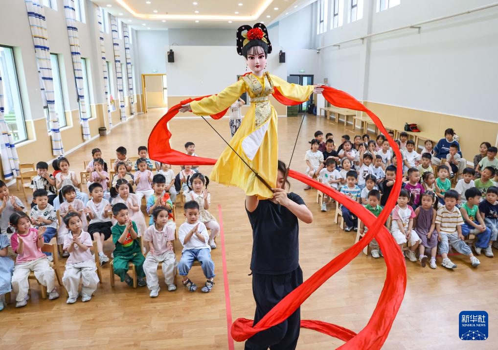 体验传统文化 感受非遗魅力