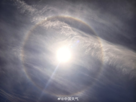 宁夏吴忠日晕如天空巨眼 宁夏吴忠日晕如天空巨眼