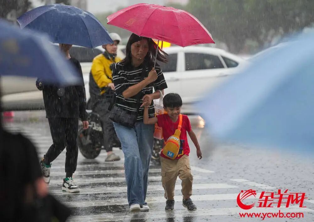今年汛期“最长时长”降水!今夜起广东或有局部大暴雨+雷雨大风 今年汛期“最长时长”降水!今夜起广东或有局部大暴雨+雷雨大风