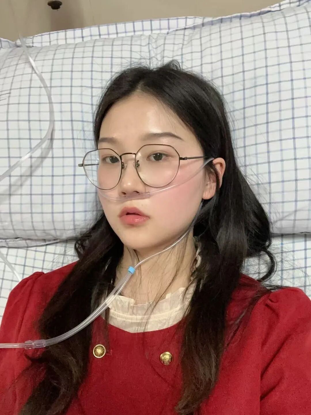 入学前查出肺癌晚期,湖南女孩毕业典礼发言感动全网 入学前查出肺癌晚期,湖南女孩毕业典礼发言感动全网