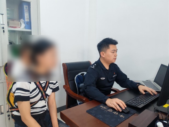 警惕落入“陷阱”:咋个帮了个忙,竟沦为“帮凶”? 警惕落入“陷阱”:咋个帮了个忙,竟沦为“帮凶”?