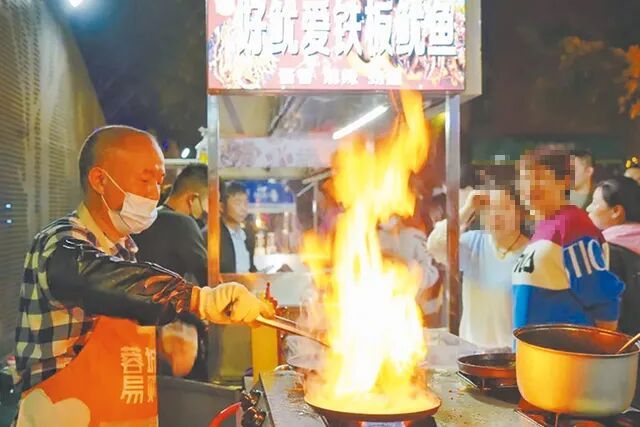 夏季“撸串”进行时 &nbsp;这些知识要谨记
